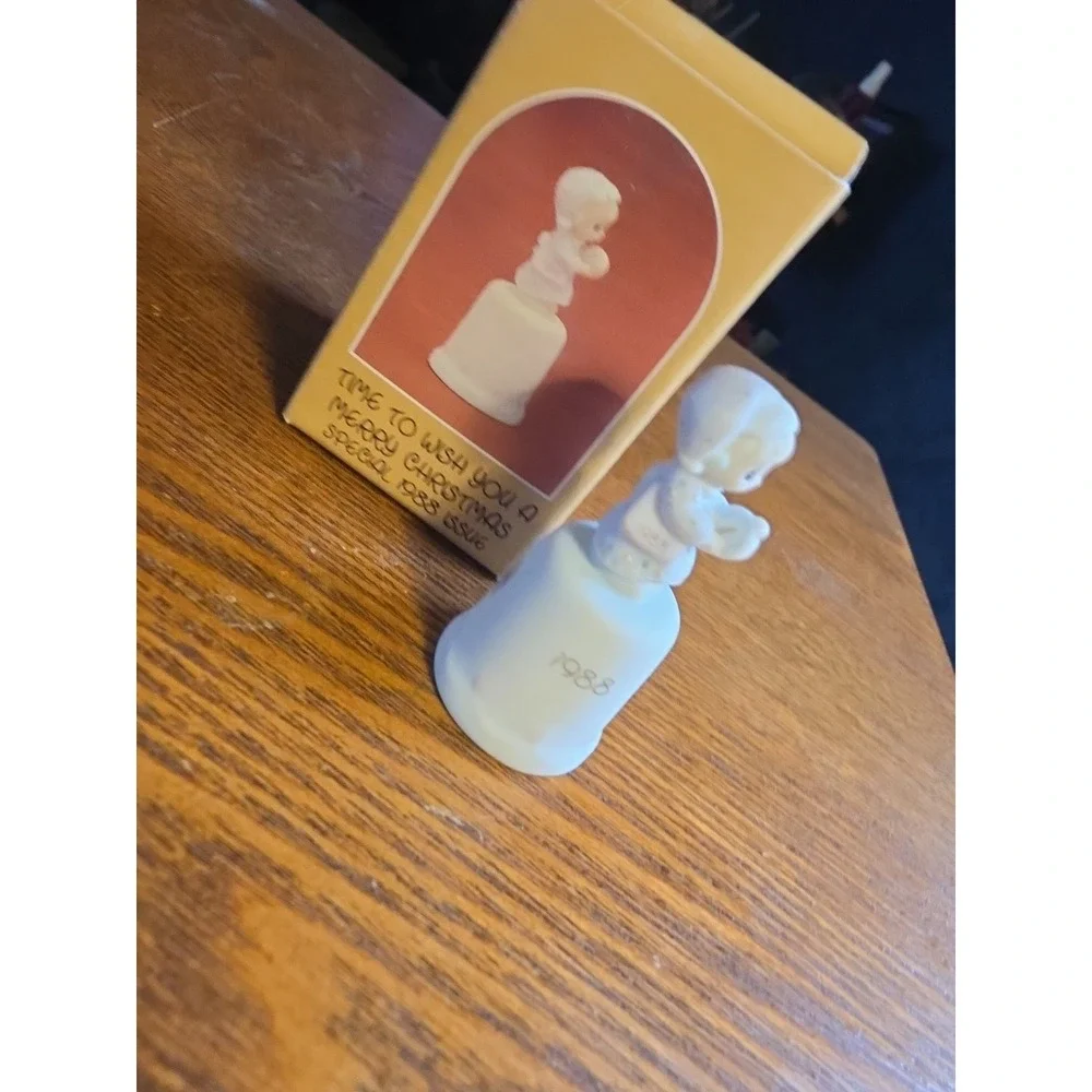 Precious Moments 1988 Thimble 